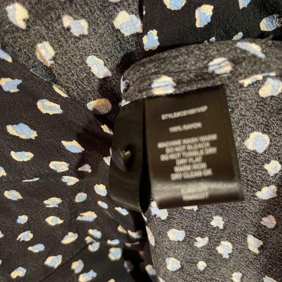 Sanctuary blue top with loophole front opening - Picture 4 of 9